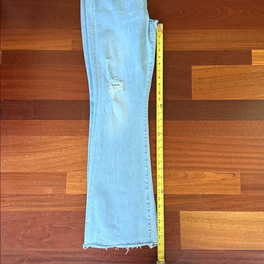 MOTHER The Weekender Fray in Not So Chill Pill - Picture 4 of 10